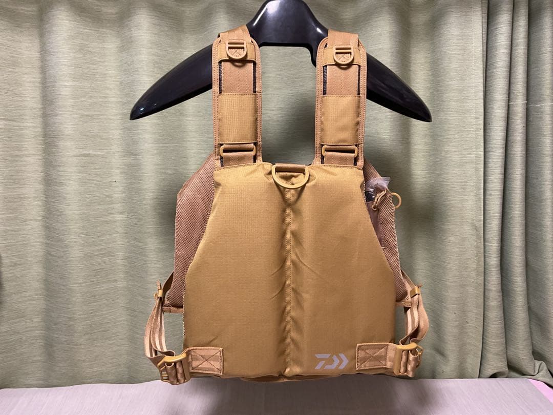 Daiwa ダイワ ライトフロートゲームベスト DF-6421 ベージュ
