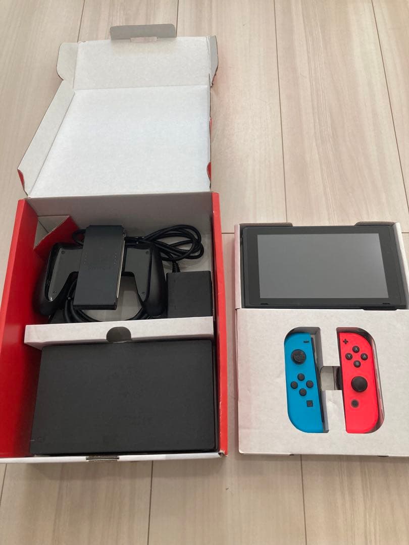 【中古】Nintendo Switch ネオンブルー・ネオンレッド本体