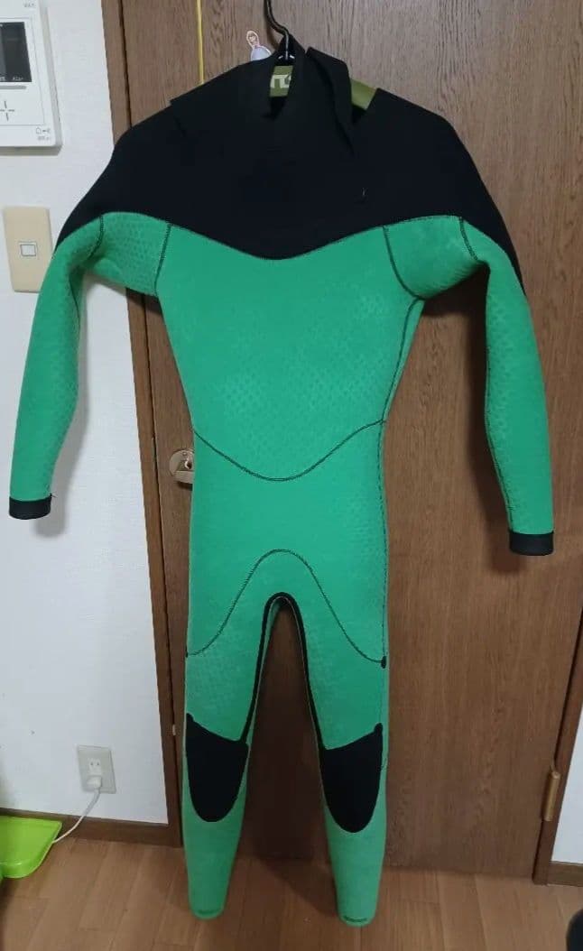 MELLOW　セミドライウェットスーツML
