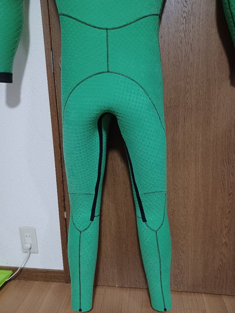 MELLOW　セミドライウェットスーツML