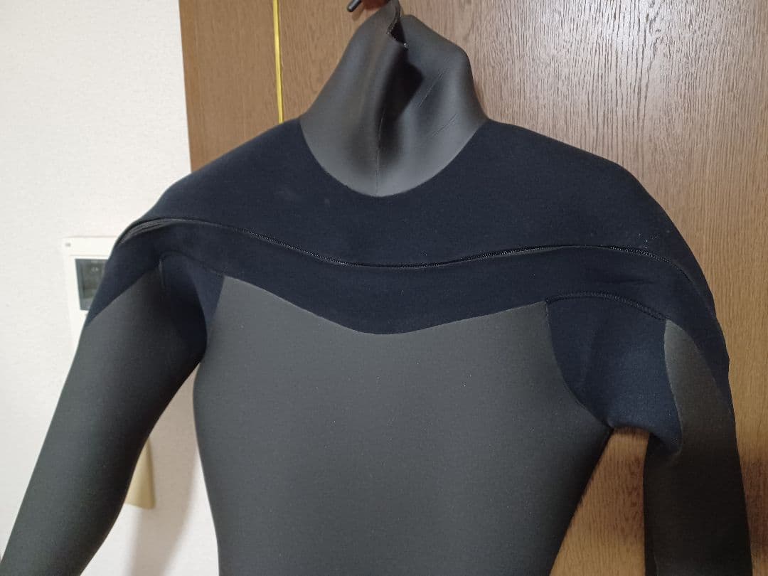 MELLOW　セミドライウェットスーツML