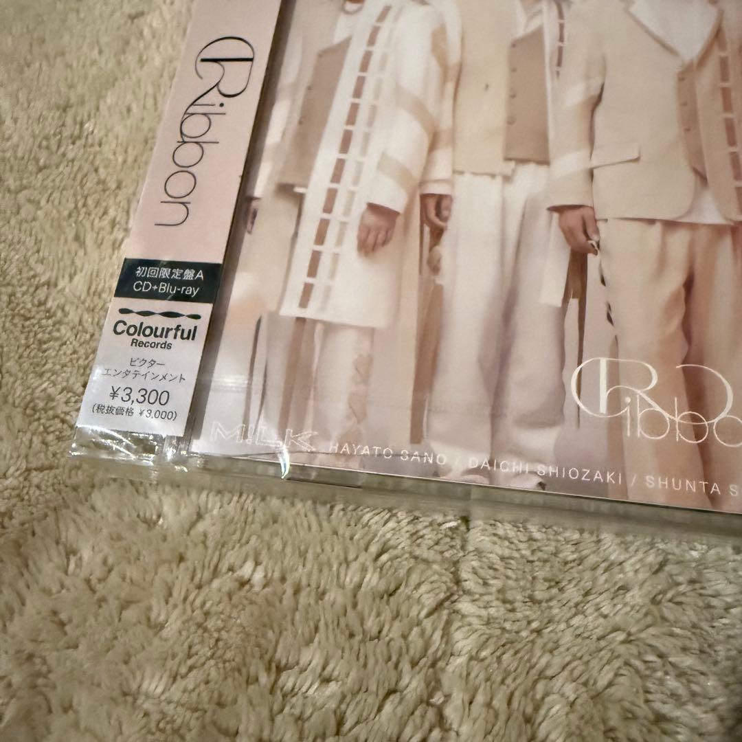 M!LK Ribbon 初回A （ケース割れあり） 、B2枚セット