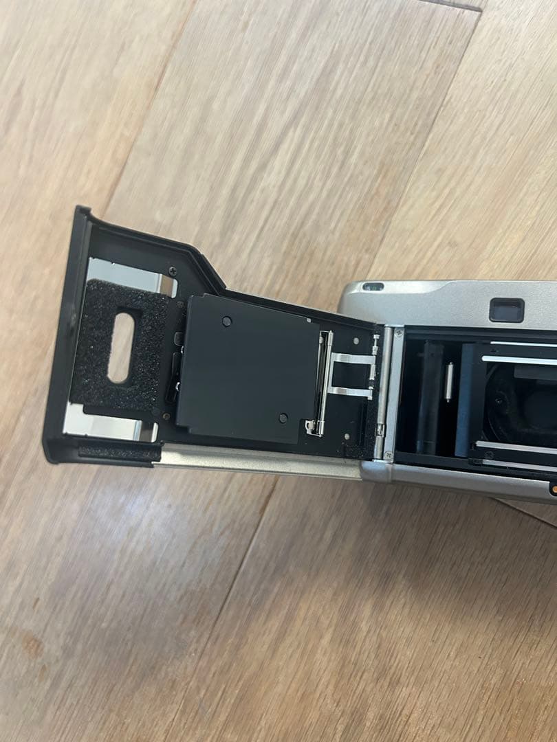 CONTAX コンタックス T2 シルバー　通電確認済み