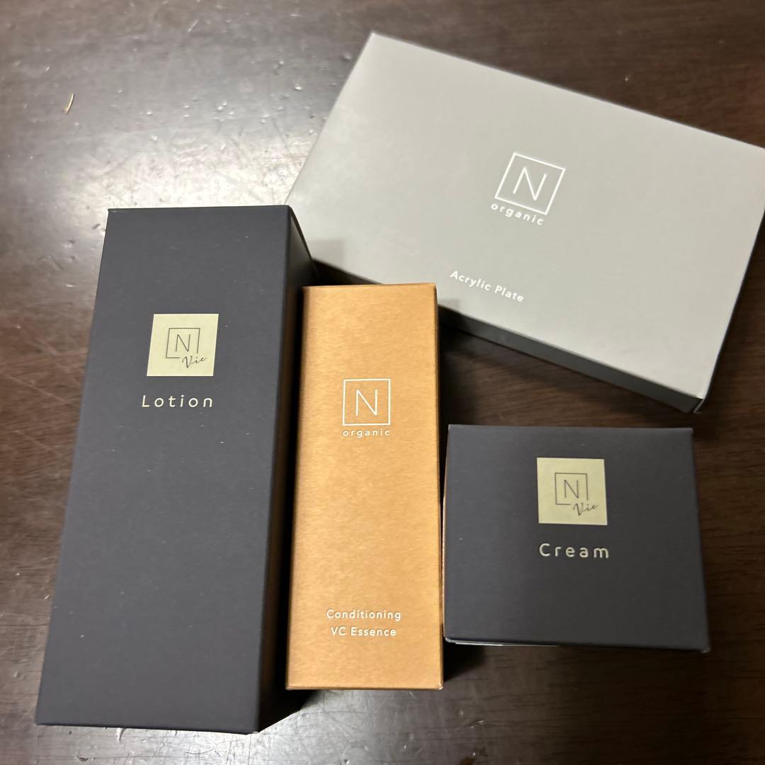 Nオーガニック ローション エッセンス クリーム アクリルプレート