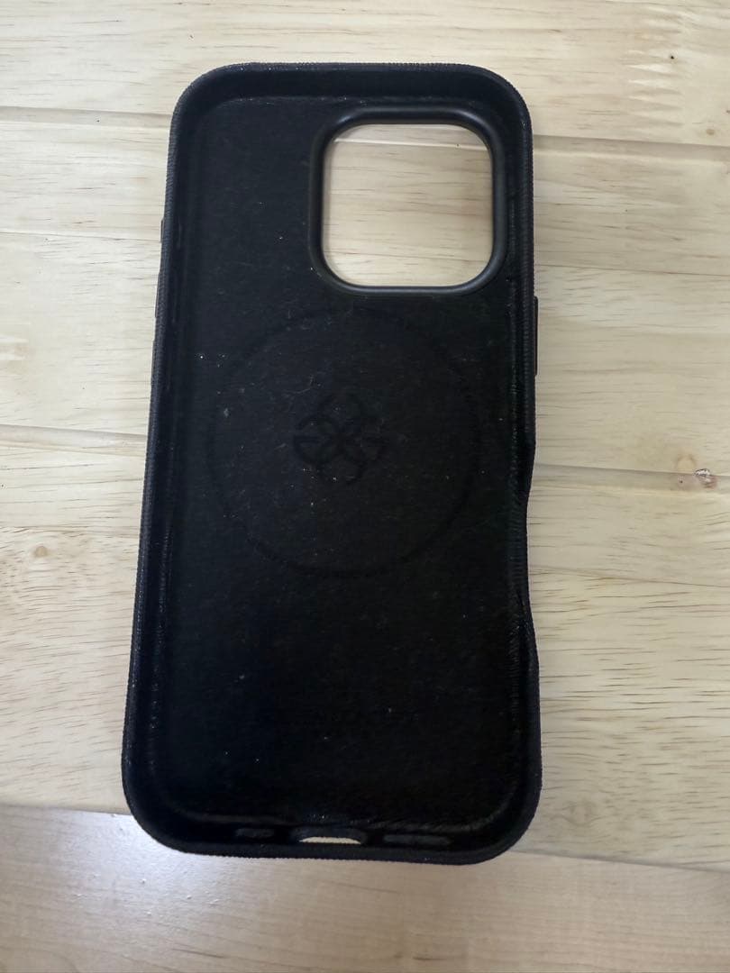 ゴールデンコンセプトiPhone16pro ケース