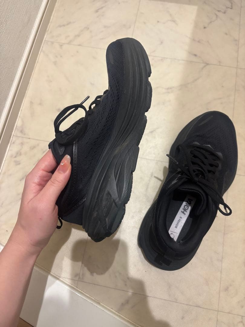 HOKA Bondi 8 24cm レディース スニーカー