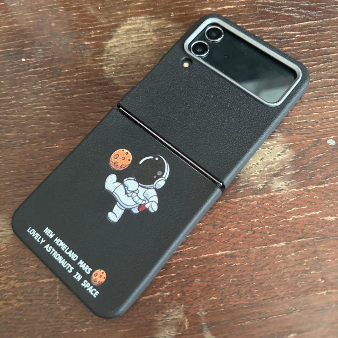 訳あり　GALAXY z flip4 海外版　SIMフリー