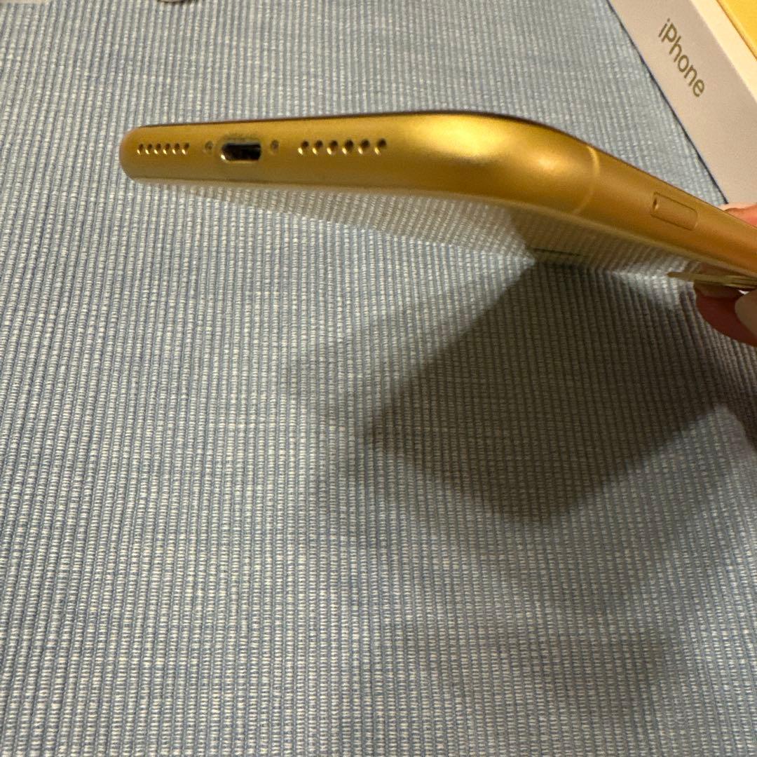 iPhone11 64GB イエロー