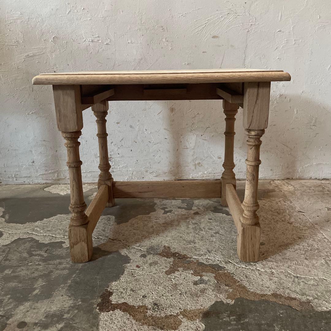 年末・年始SALE サイドテーブル ベッドサイドテーブル　中　剥離