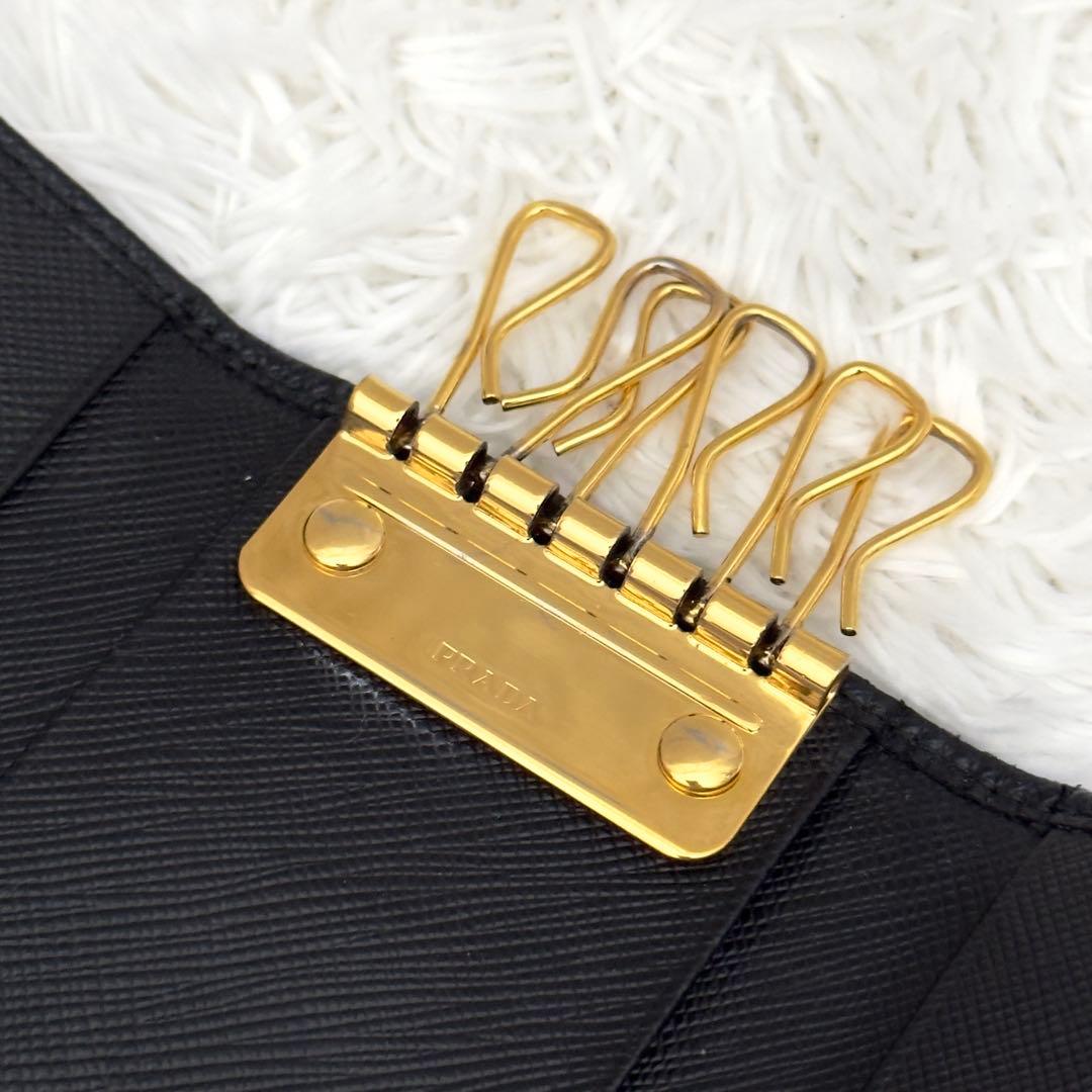 美品⭐️PRADA プラダ サフィアーノレザー キーケース 6連 ゴールド金具