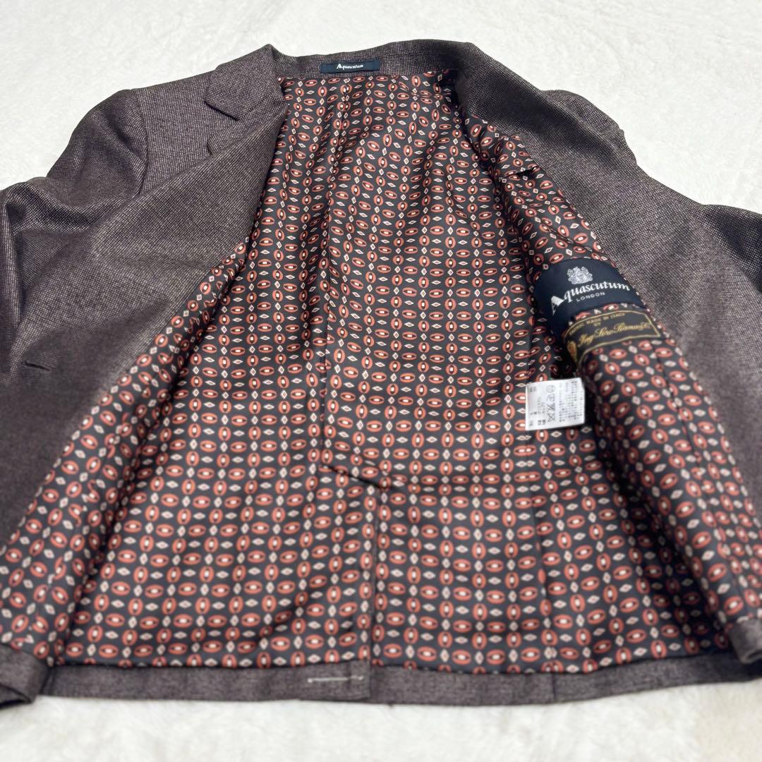 新品　未使用　アクアスキュータム　ロロピアーナ　パンツスーツ　絹