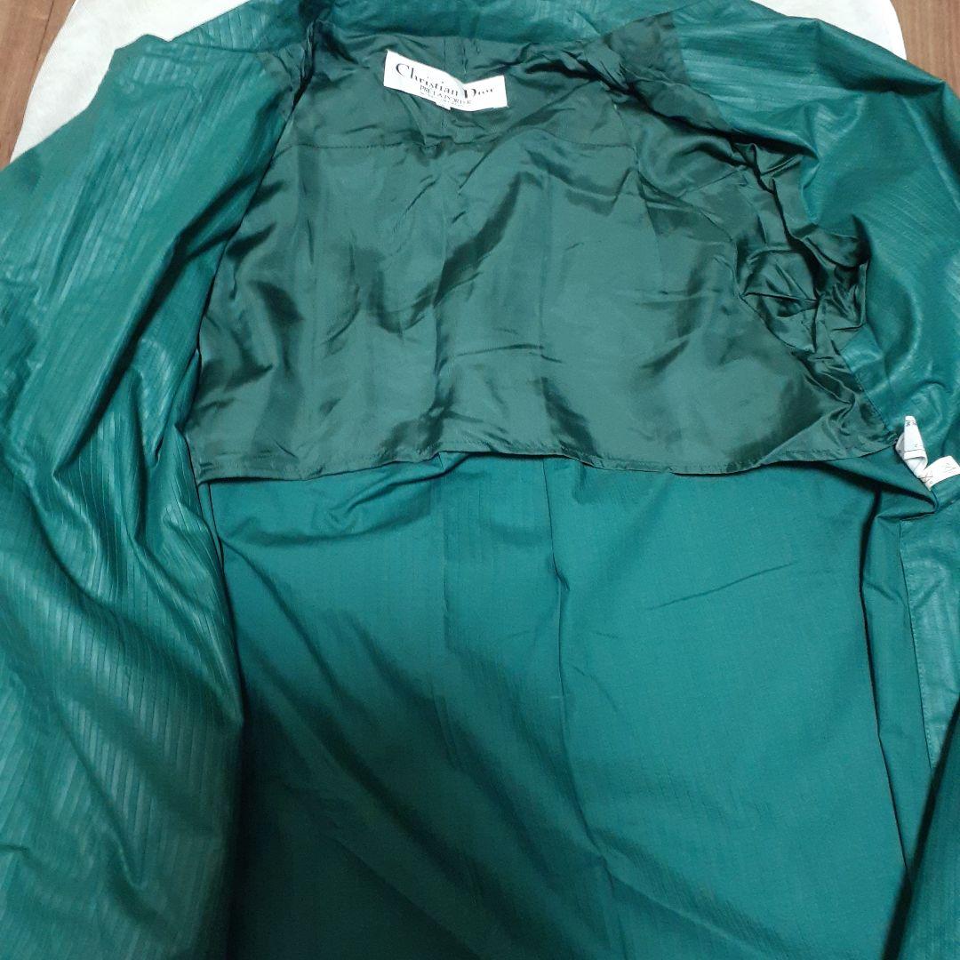 Christian Dior 薄手コートベルト付き、色グリーン、サイズ５