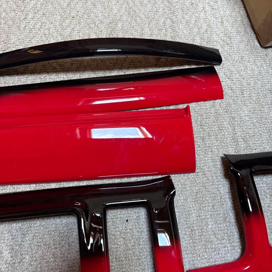 ハイエース　200系 DX ヘリオス 内装トリムパーツ 赤黒セット