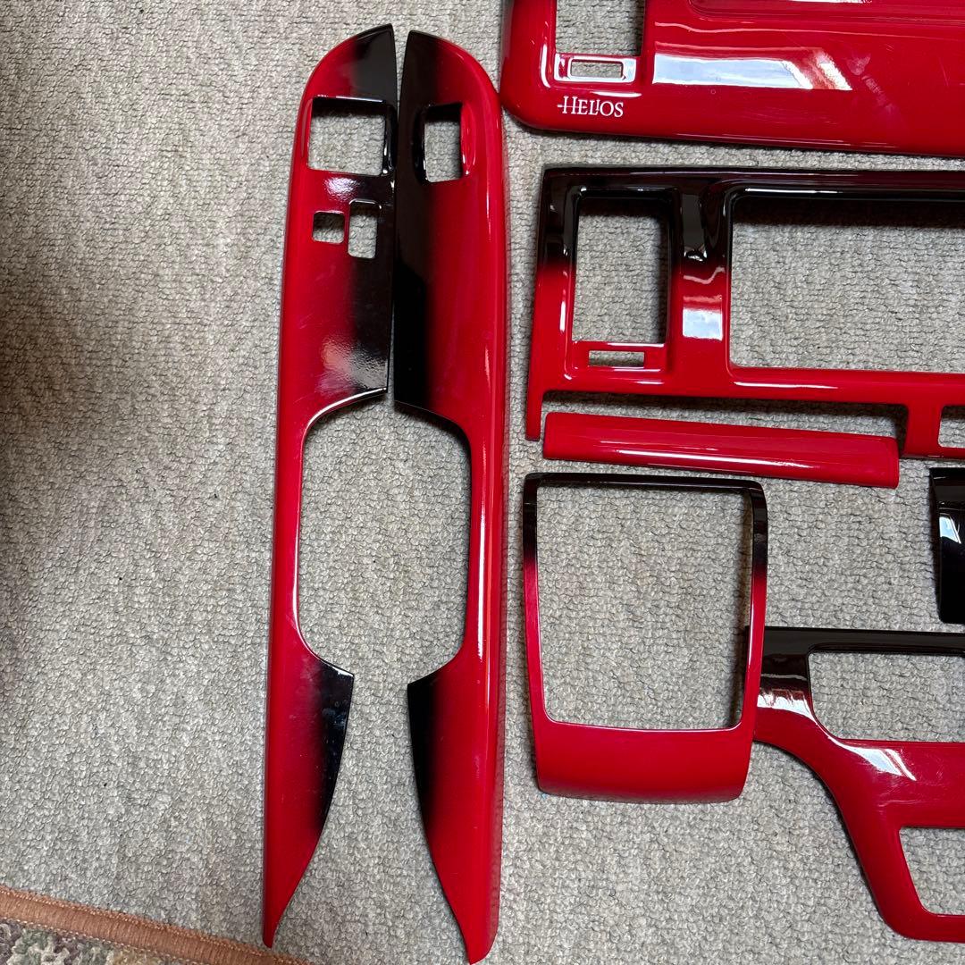 ハイエース　200系 DX ヘリオス 内装トリムパーツ 赤黒セット