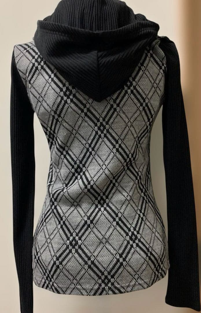 d.i.a.　ダイヤ　パーカー　平成ギャル　90's 00's y2k ニット