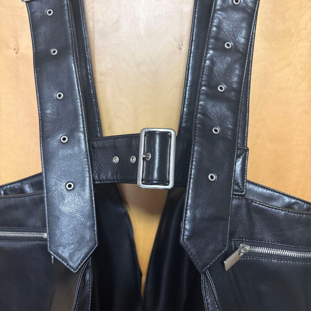 【美品】 noir kei ninomiya レザーハーネスベストバッグ