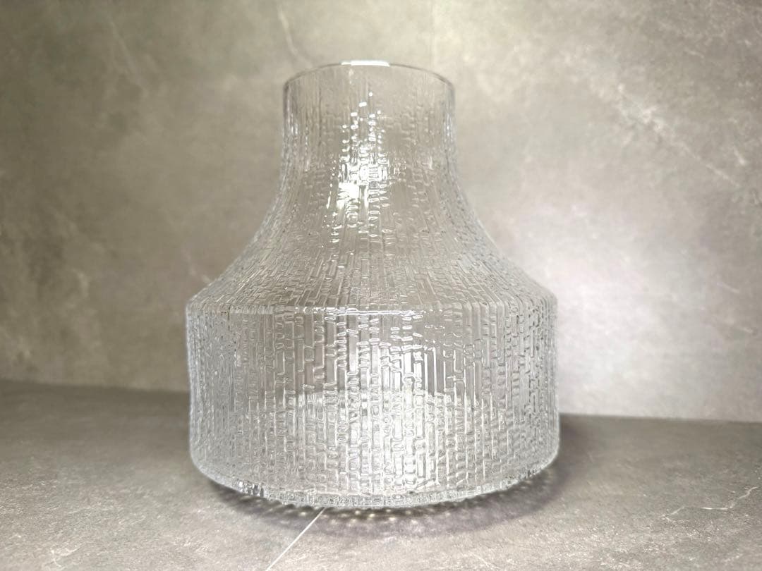 新品  ウルティマ ツーレ ベース 180x192mm 花びん