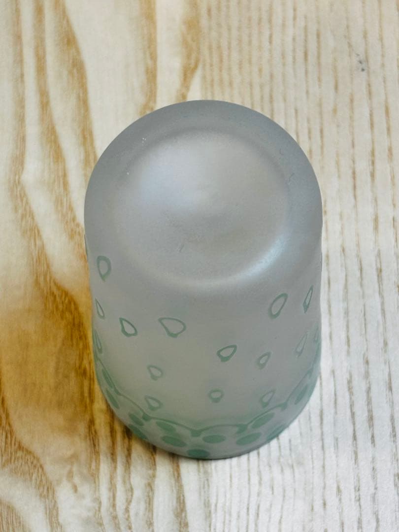 田子美紀さん　グラス　水色