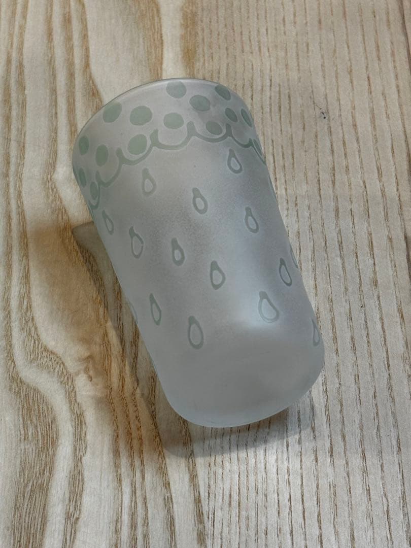 田子美紀さん　グラス　水色