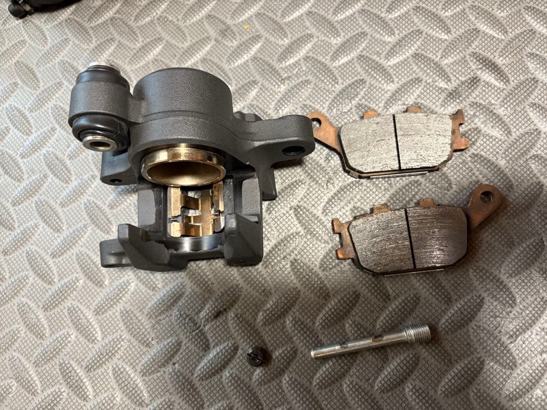 Kawasaki キャリパー Nissin z900rs 純正