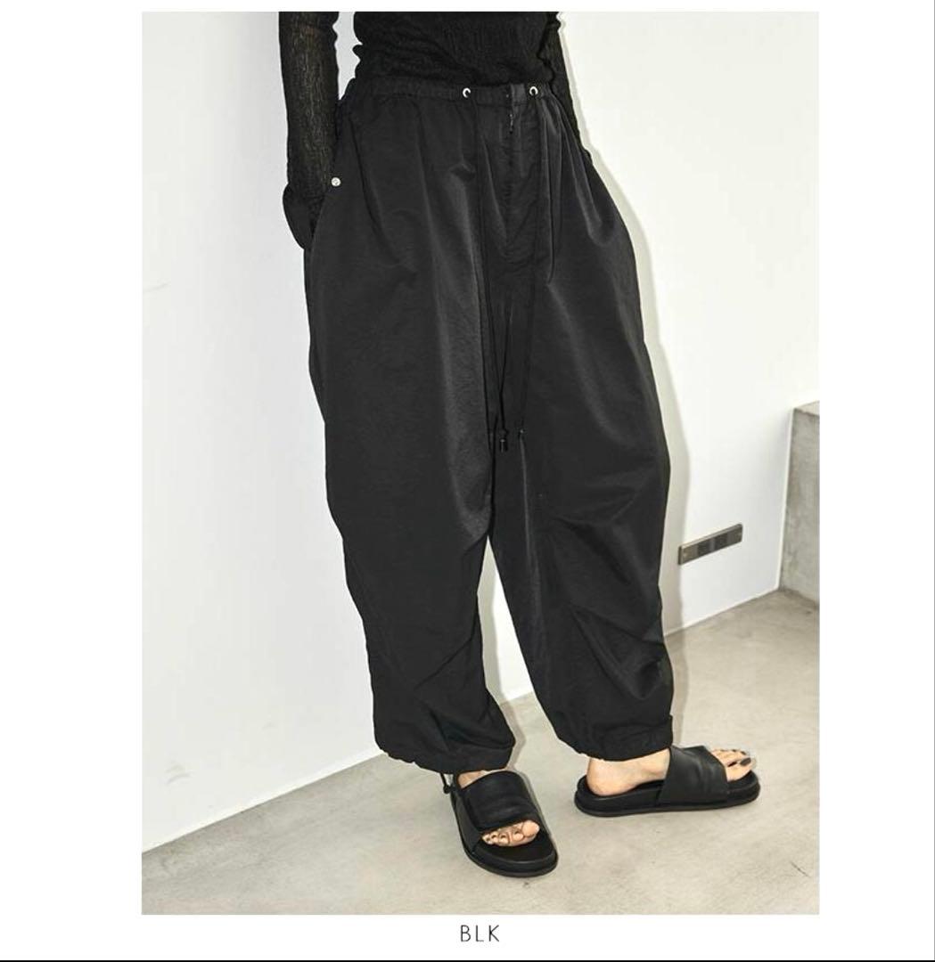 美品トゥデイフルボーイフレンドナイロンパンツ36黒　 emmiビームスボーイ