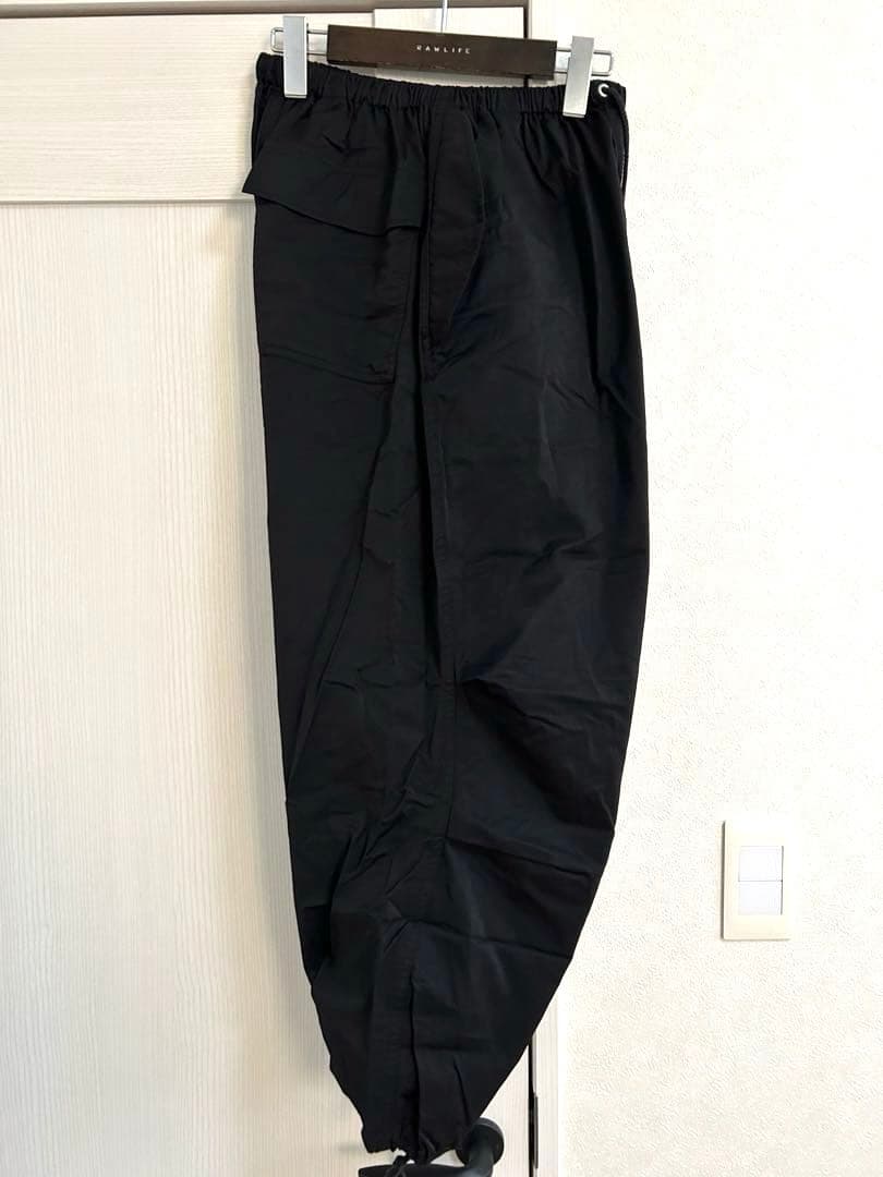 美品トゥデイフルボーイフレンドナイロンパンツ36黒　 emmiビームスボーイ