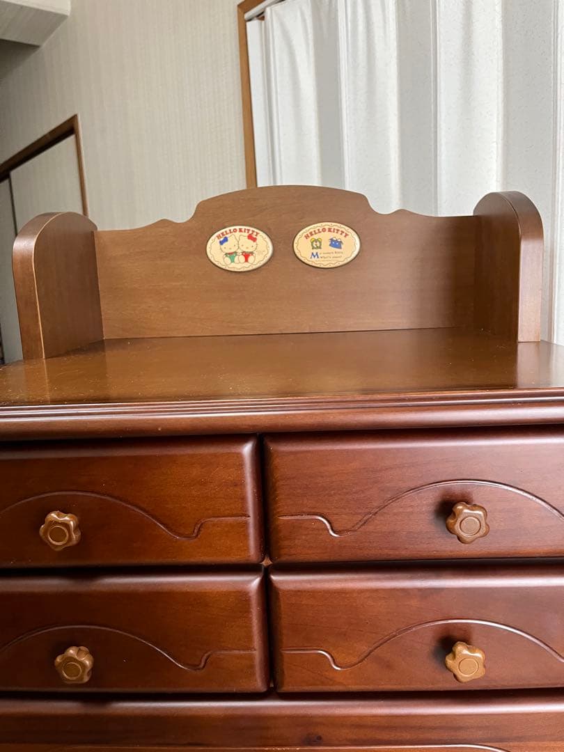 チェスト　キティちゃん　ブックスタンド付き