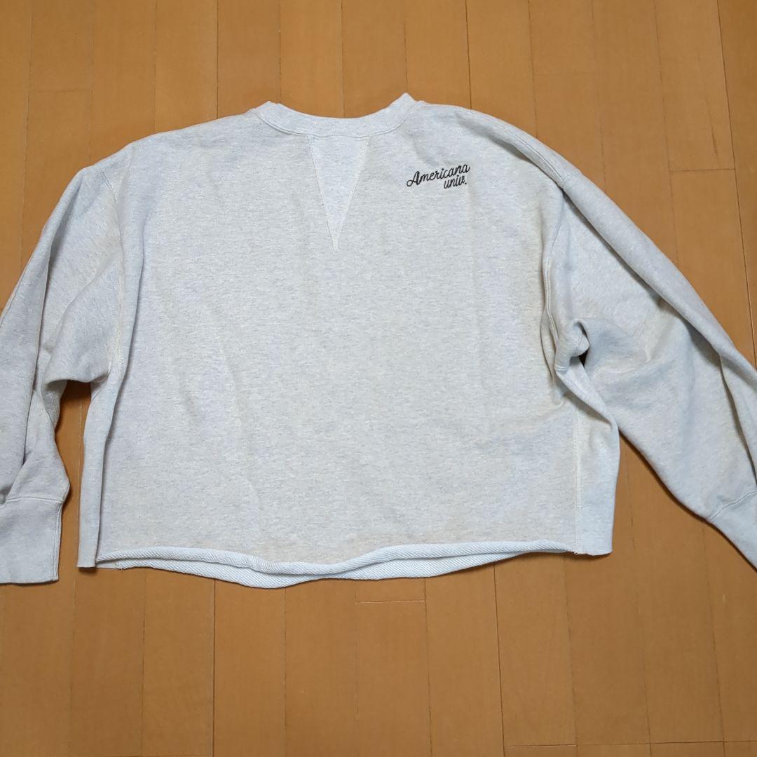Americana✕HAG O WaRコラボ　ショート丈スウェット