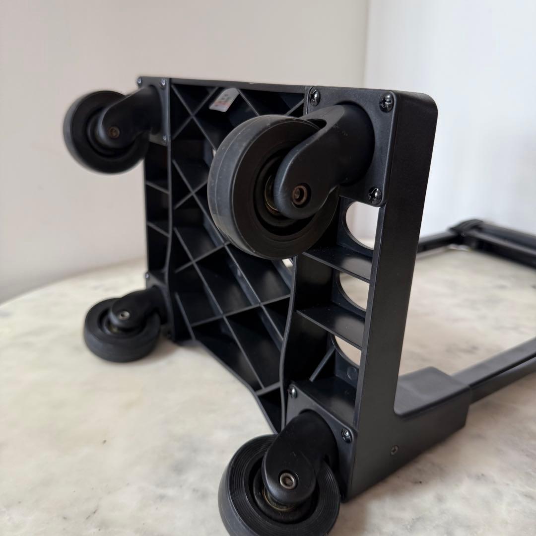 SWANY スワニー　エマイロ キルティング エナメルキャリーケース　機内持ち込