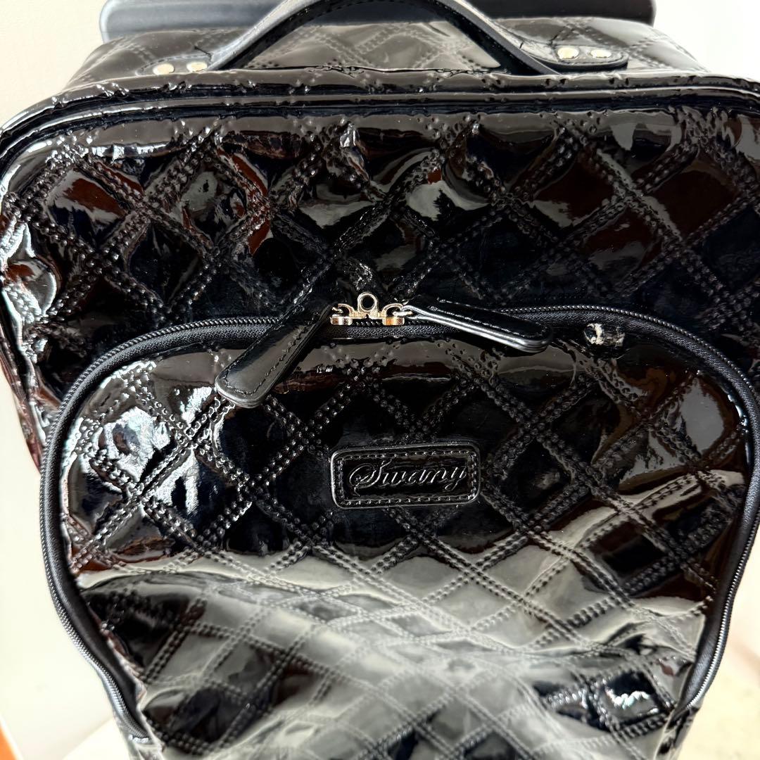SWANY スワニー　エマイロ キルティング エナメルキャリーケース　機内持ち込