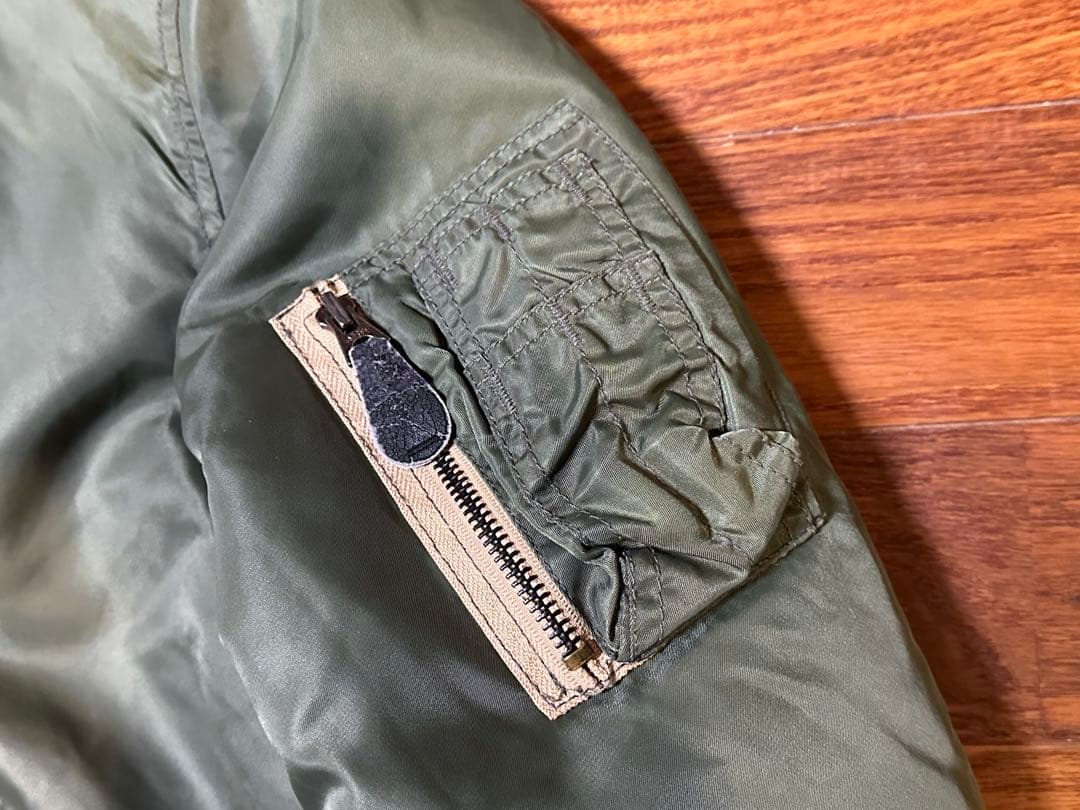 AVIREX MA-1 フライトジャケット Mサイズ オリーブグリーン