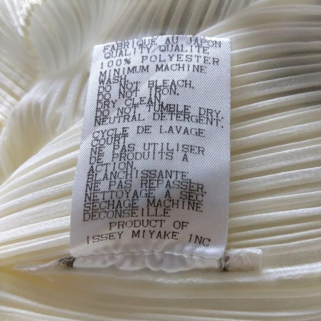 プリーツプリーズハイネックトップス