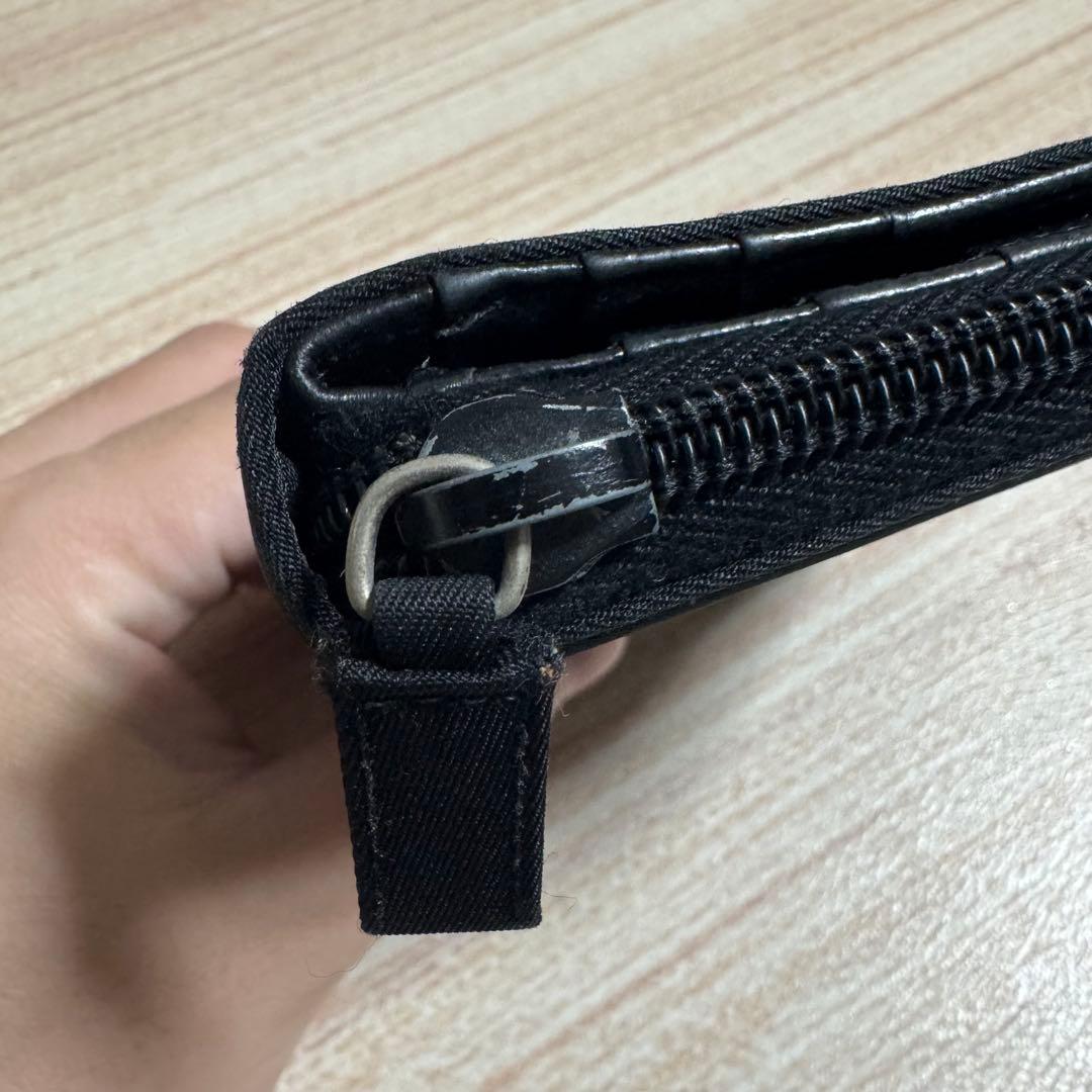 美品✨プラダ　折り財布　ラウンドファスナー　三角ロゴ