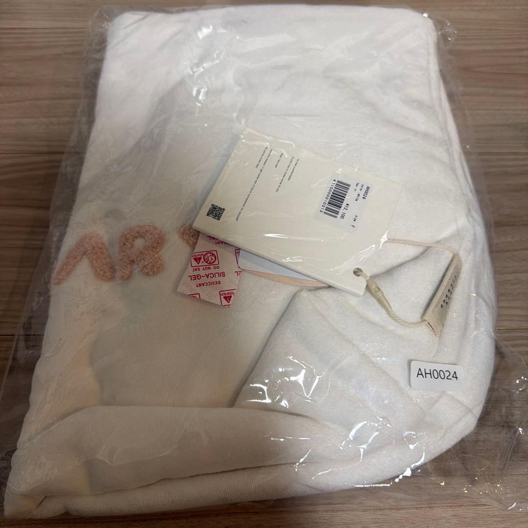 バッグ Milky pile tote bag with chouchou white