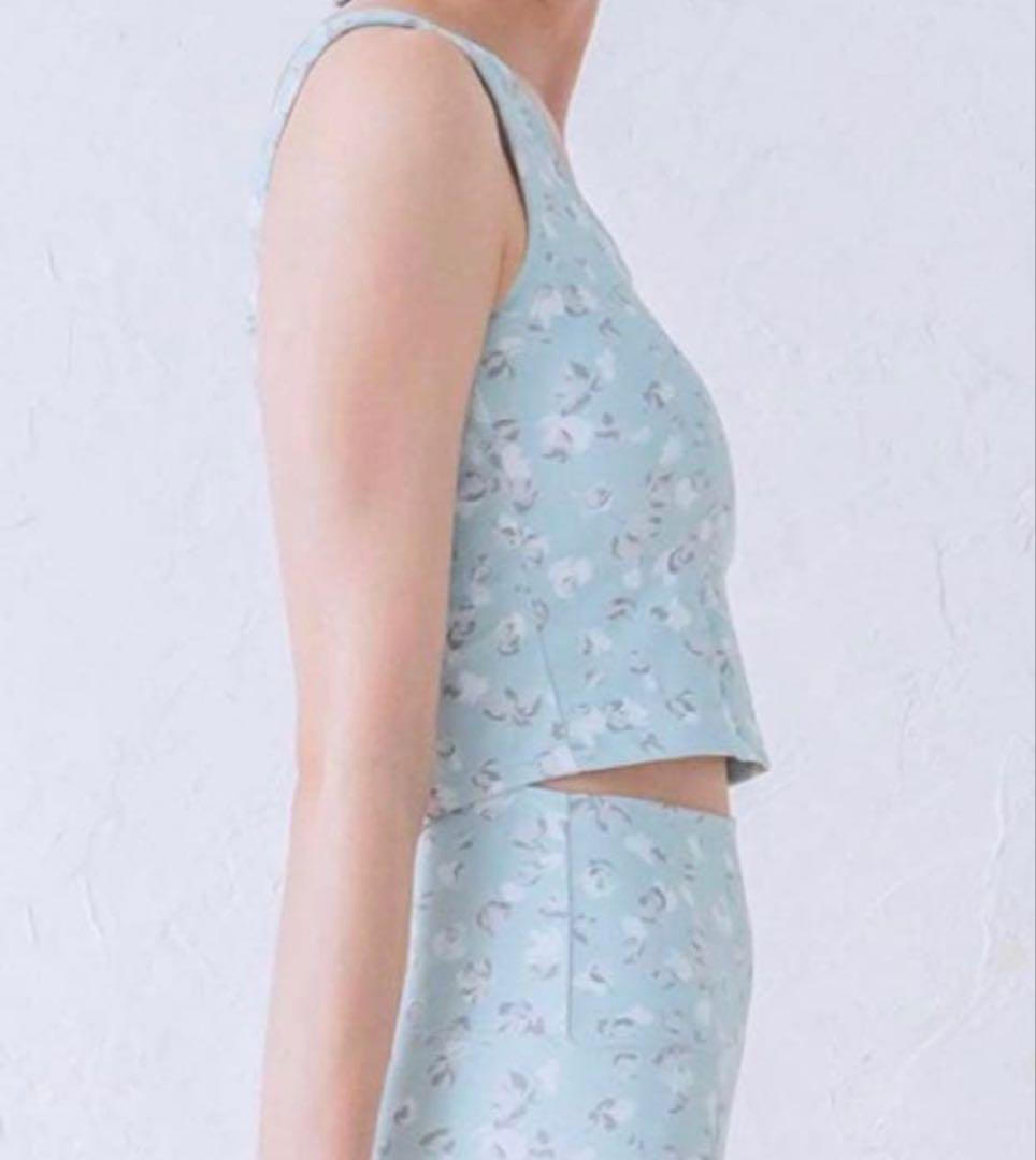 【SUKALA】Lサイズ.ミントグリーン.プチフルール花柄のヨガウェア上下セット