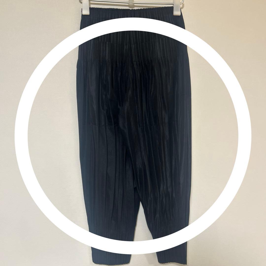 プリーツプリーズ　フラッフィーパンツ