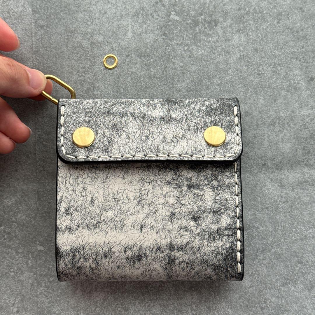 【3つ折りトラッカーウォレット】本革ハーフウォレット　マルゴーフォグ ネロ　黒