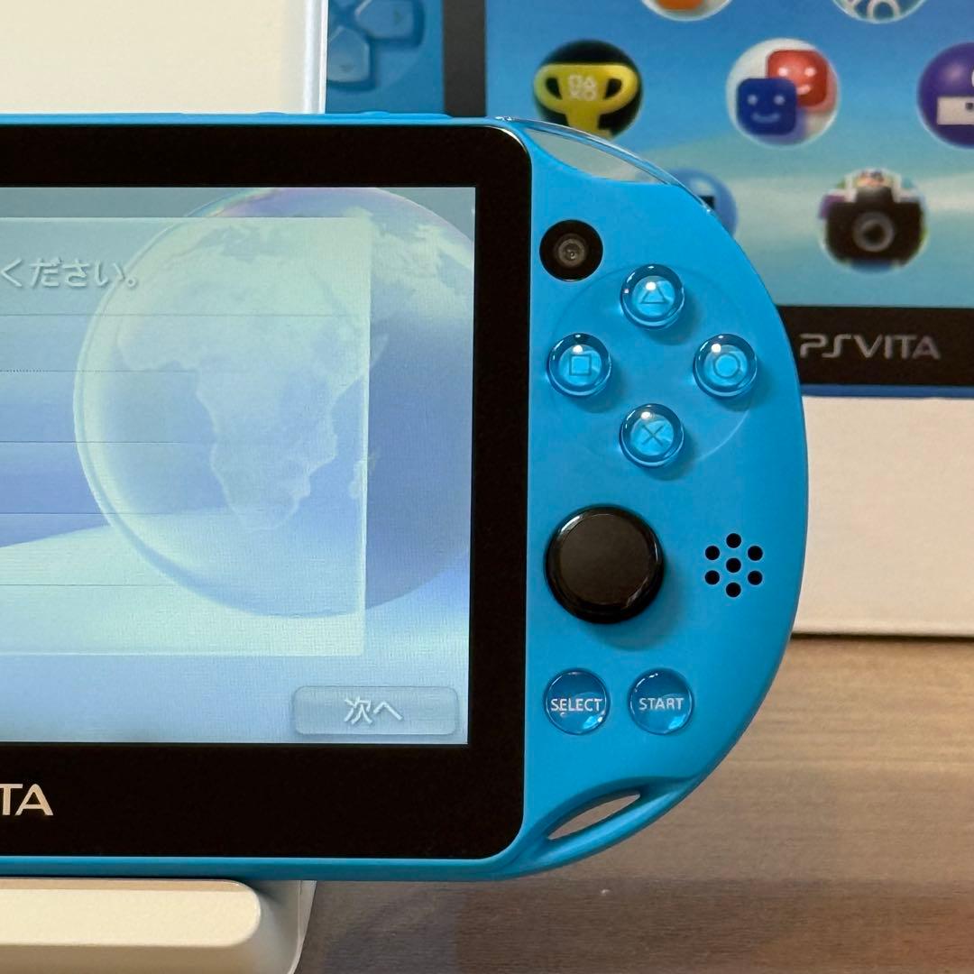 7-039 PSVITA PCH-2000 アクアブルー 箱付き