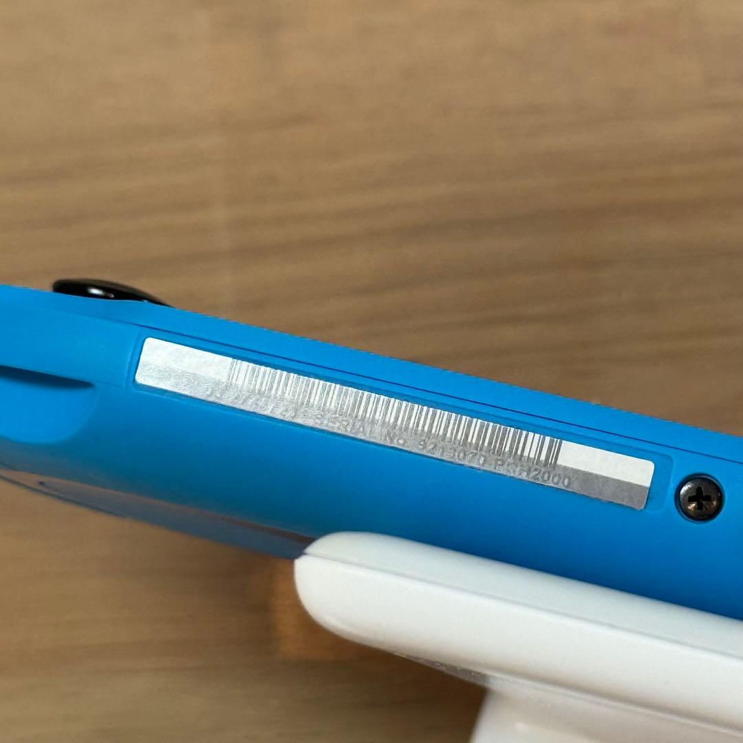 7-039 PSVITA PCH-2000 アクアブルー 箱付き