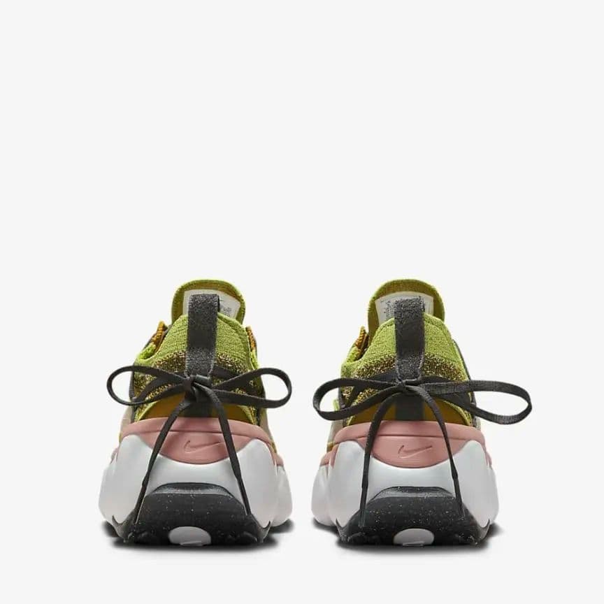 ☆新品・未使用☆ナイキ フライニット ブルーム ウィメンズ スニーカー