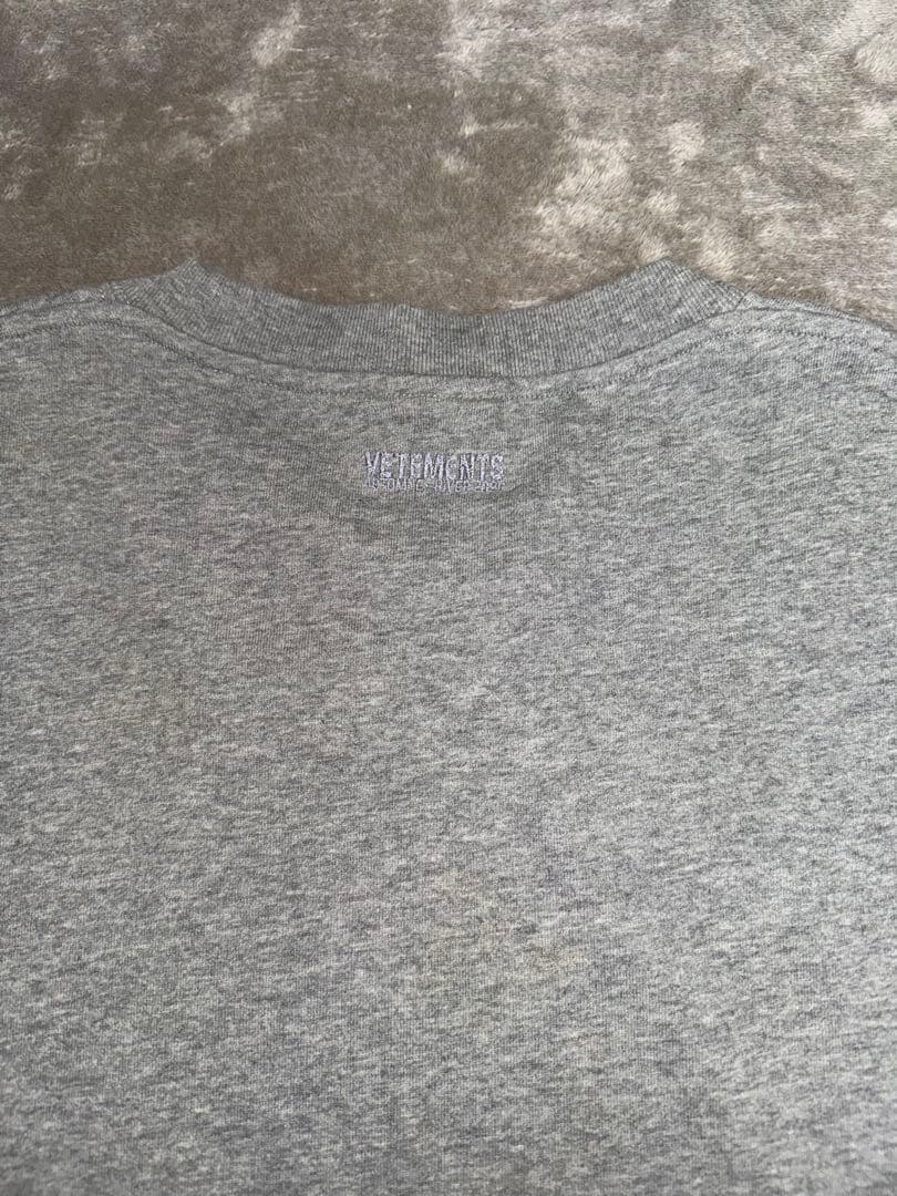 【VETEMENTS】長袖Tシャツ　XL