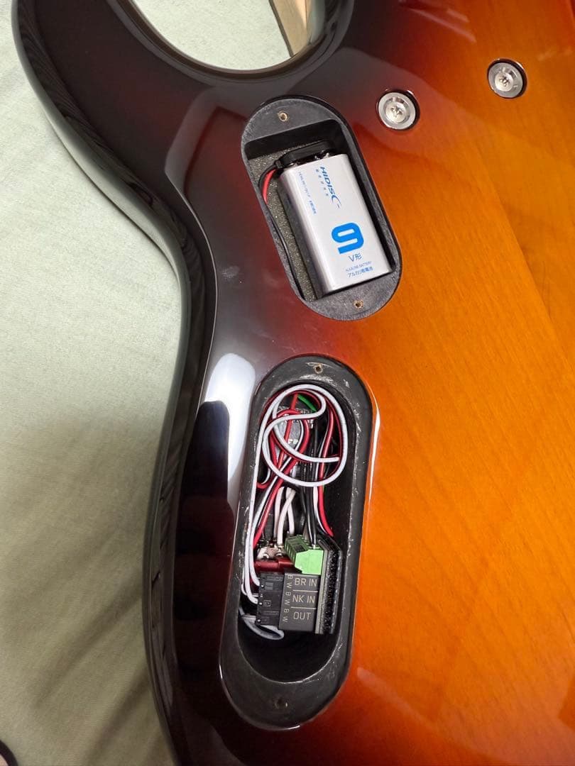 新品同Killer KB-CRIMINAL BASS 3ToneSunburst