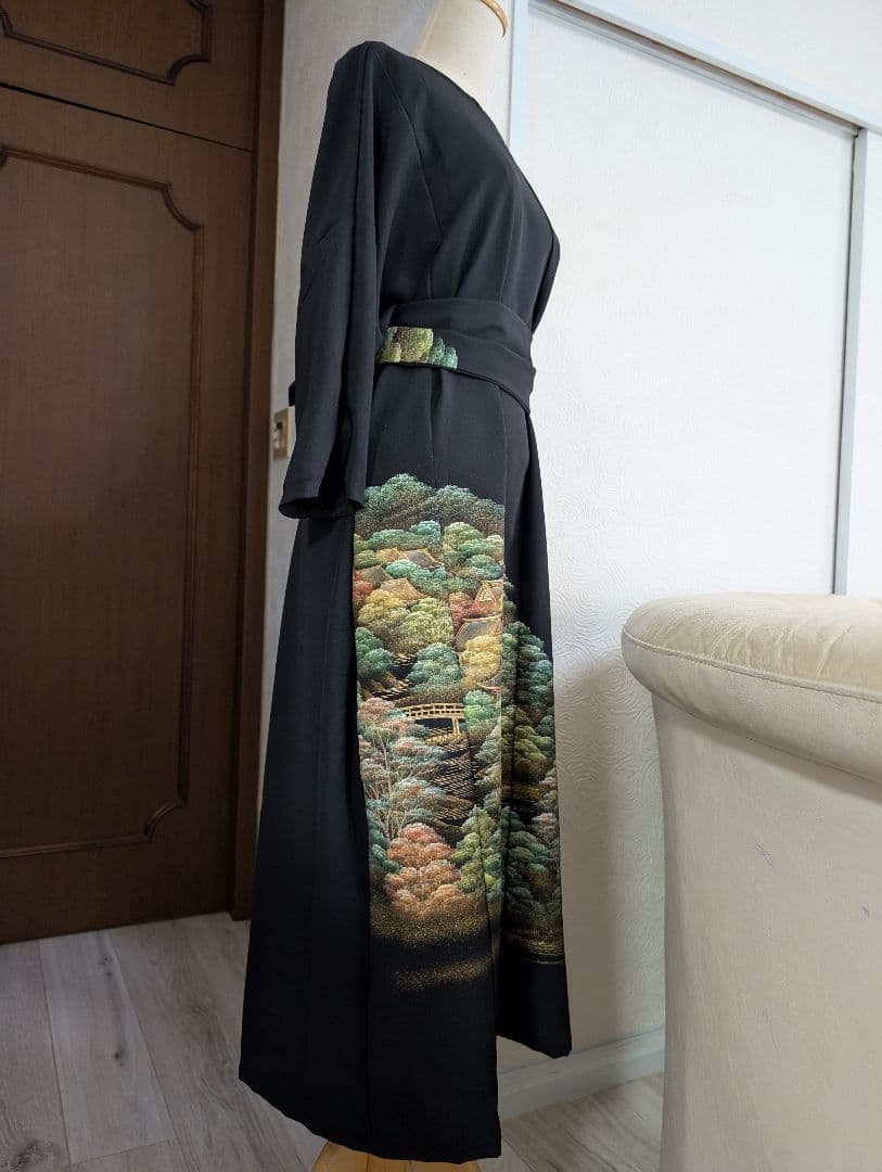 新品留袖ドレス　和服リメイク　作家物落款　高級手描き絹　М〜Ｌ結婚式パーティー