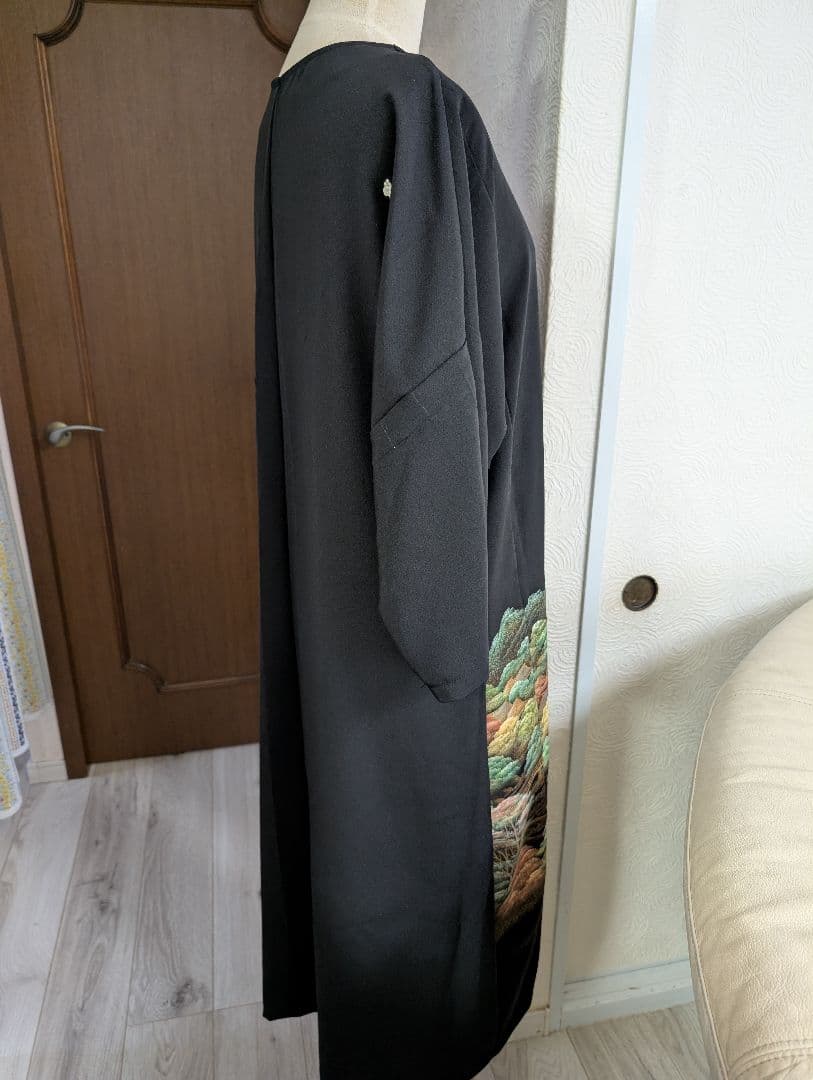 新品留袖ドレス　和服リメイク　作家物落款　高級手描き絹　М〜Ｌ結婚式パーティー