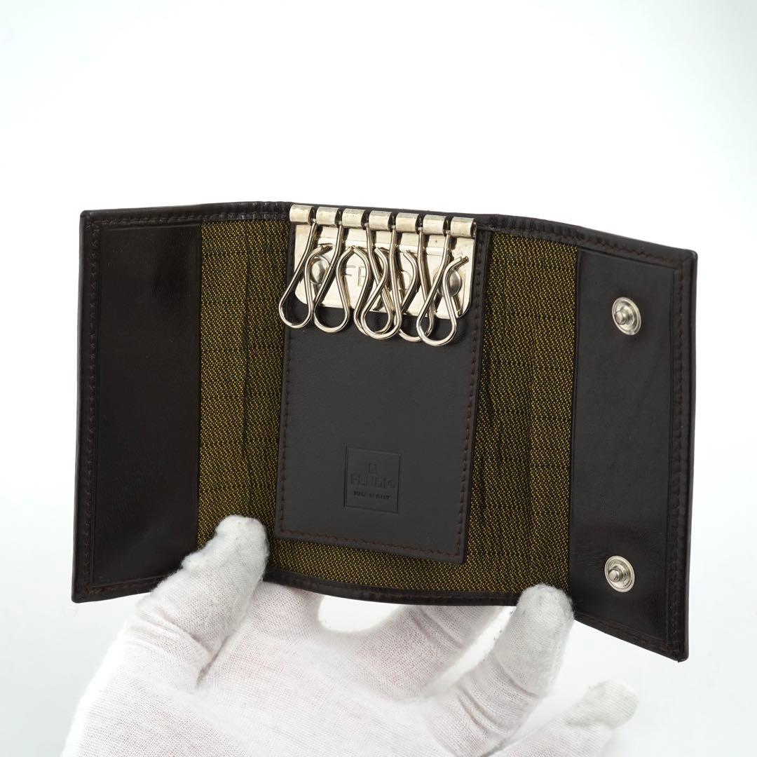 ✨未使用展示品✨　FENDI キーケース　ズッカ　ズッキーノ　キャンバス　6連