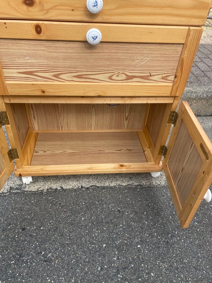 カントリー調　木製キッチンワゴン 引き出し付き