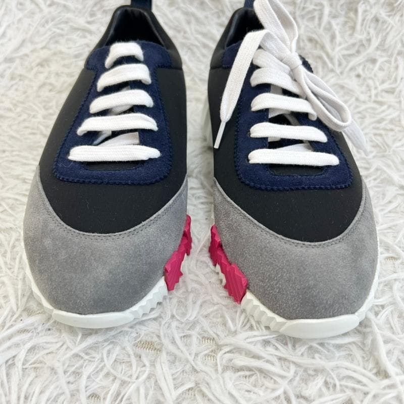 未使用 HERMES スニーカー バウンシング ブラック 37