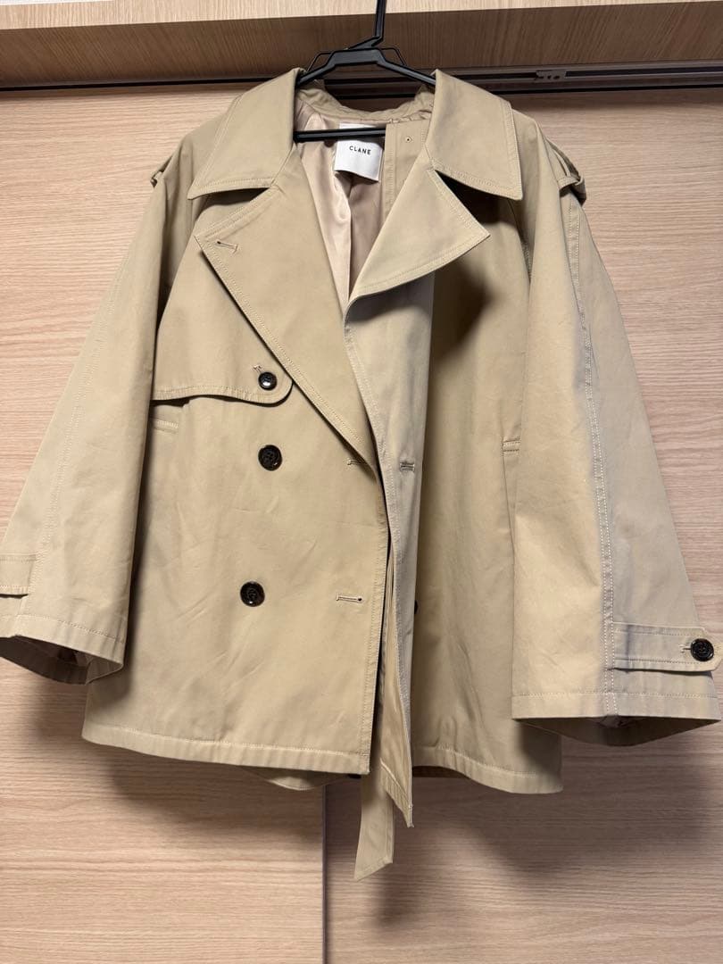 【CLANE】オーバー ショートトレンチコート - (BEIGE)