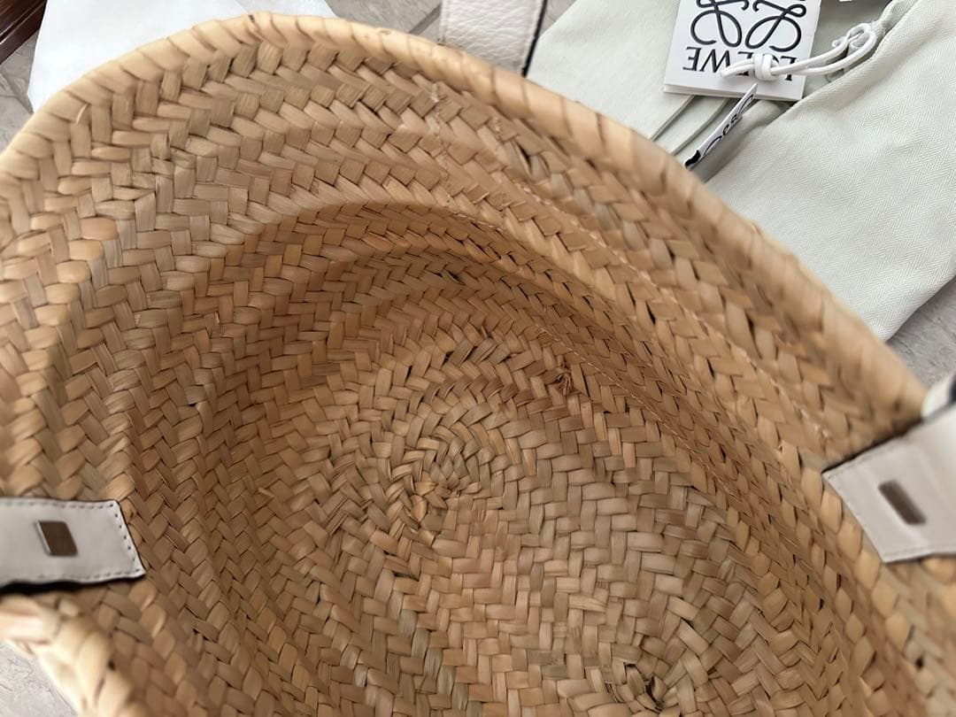 LOEWE かごバッグ ベージュ ホワイト