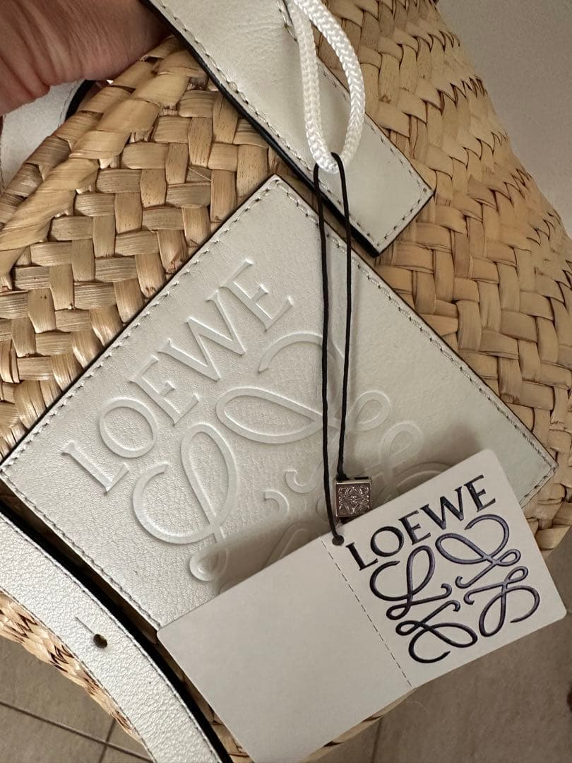 LOEWE かごバッグ ベージュ ホワイト